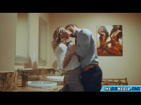 ❤️ Amikor egy bögyös szőke elcsábít egy nyilvános WC-ben ❤❌ Baszás videó at hu.mathem-1-class.ru ❌
